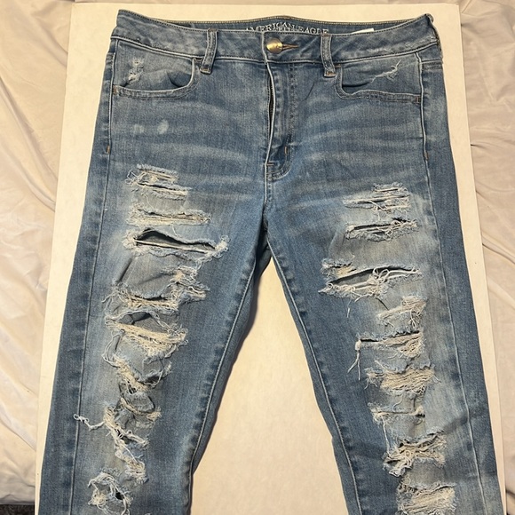 American Eagle Super Stretch Ripped Skinny Jeans - Picture 9 of 11